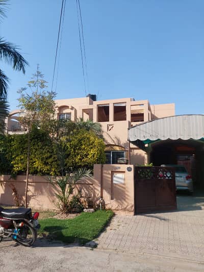 12-MARLA BUNGALOW IS AVAILABLE FOR SALE IN THE BEST BLOCK OF EDEN AVENUE NEAR DHA LAHORE