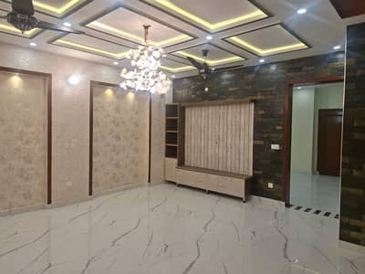BRAND NEW 1ST ENTRY HOUSE FOR RENT READY TO SHIFT  OWNER BULLET HOUSE   VViP LOCATION  UNITECH HOUSE FOR 1ST TIME USED 3 CAR PARKING SAPCE AVAILABLE  RENT WiLL Be MORE NEGOTIATE   NEAR TO PARK & NEAR TO MOSQUE OR MARKET
