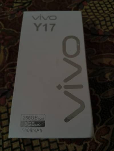 GB 8/256 new condition