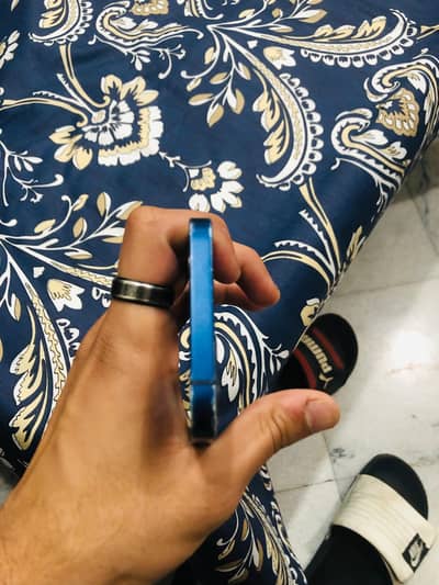 Iphone 12 256gb FU battery health 93 exchange possible