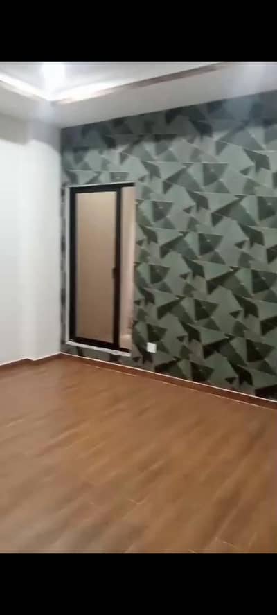 Family Flat For Rent,Prime Location,Parking,Left24/7,All Servsis,