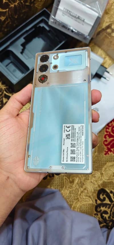 redmagic 10s pro ,16/512gb, Moonlight . Fresh Malai piece