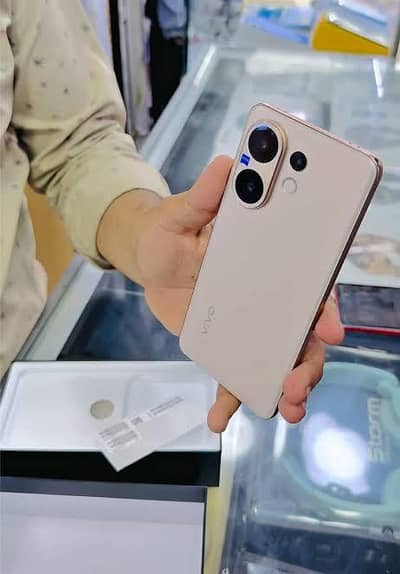 Vivo V60 Brand New (Within Months Warranty)