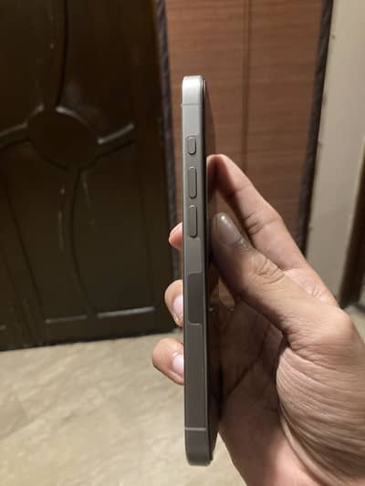 iPhone 15 pro 128 GB factory unlocked