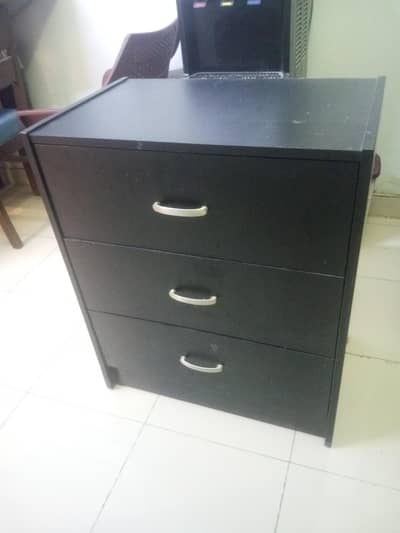 3 Drawer Chester / Dresser / Dressing table