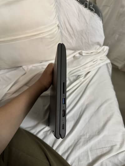 Lenovo 300e chorome book