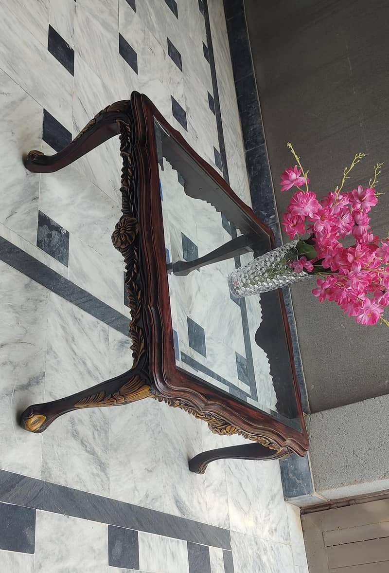 Single center table 7