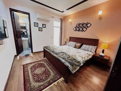 Per Day short Time and weekly basic Apartments