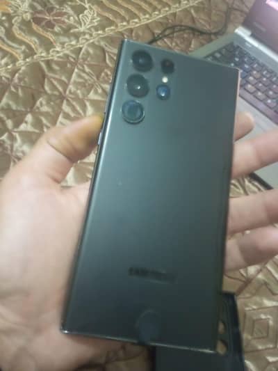 Samsung S22 Ulta 100x zoom very good condition