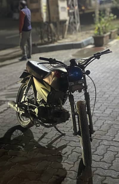 Cafe Racer Selling Reason “Wanna Shift on Honda 125”