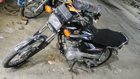 Honda 125 2025model new condition
