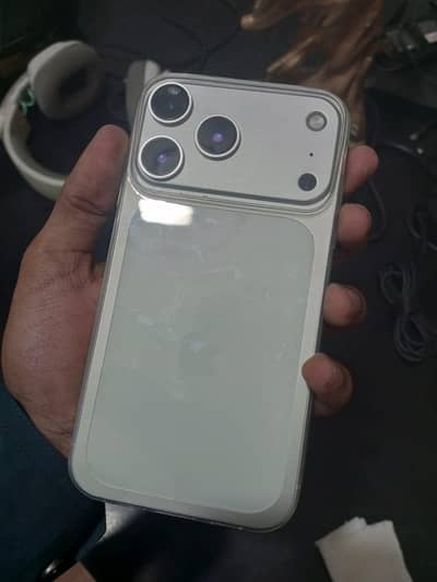 iphone Xr convert 17 PRO