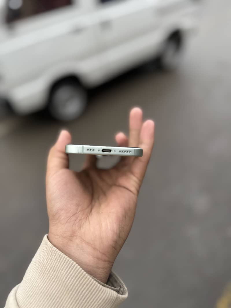 Iphone 15 Jv 1