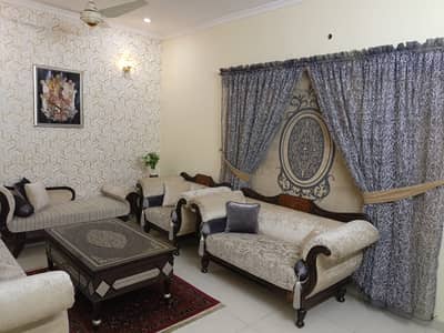 10 Marla Cornar 60-Ft Road House For Sale With 50-Ft Front (Original Pic's Attached)