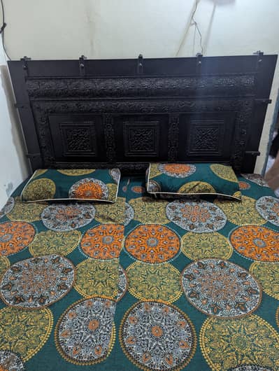 king size iron bed