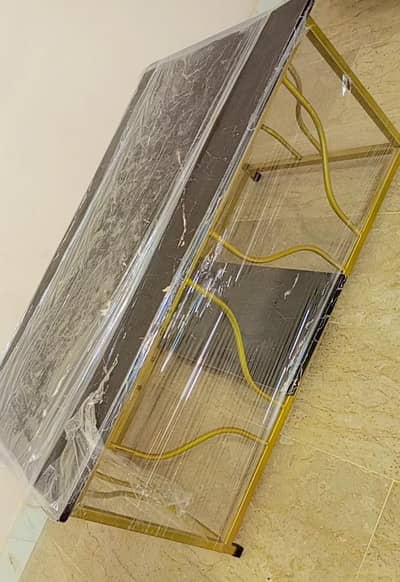 new table for sale New as shown in picture