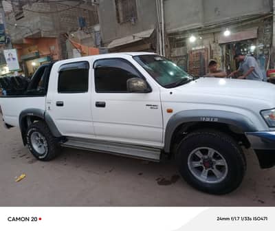 Hilux Tiger 2001