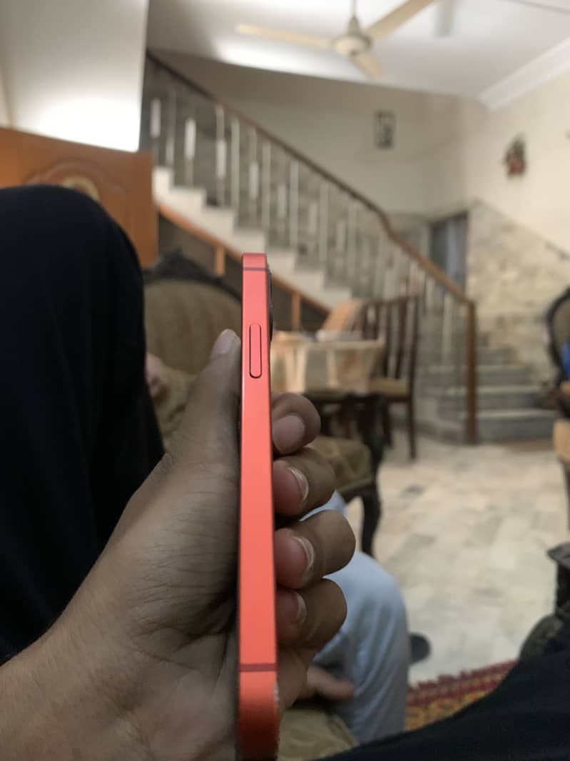 Iphone 12 mini 4