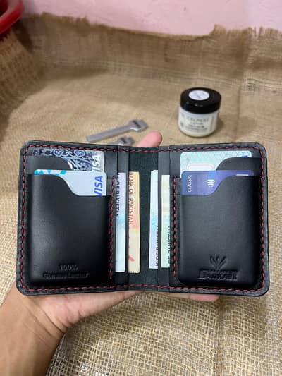 Premium Quality Handmade Genuine Leather Vertical Card Holder Black.