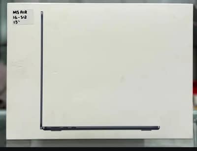 MacBook air m5 13inch 16-512