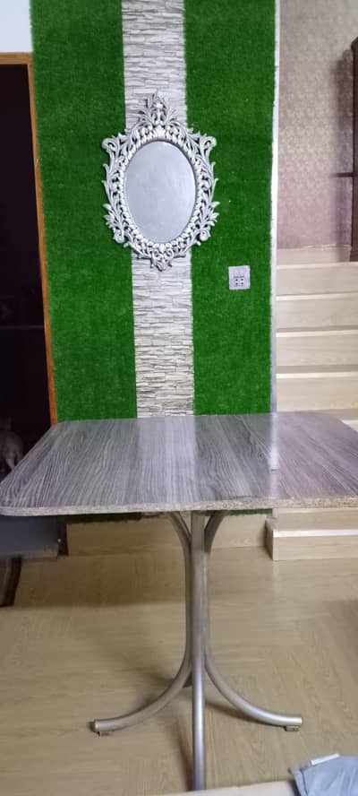 dining table with 4chairs