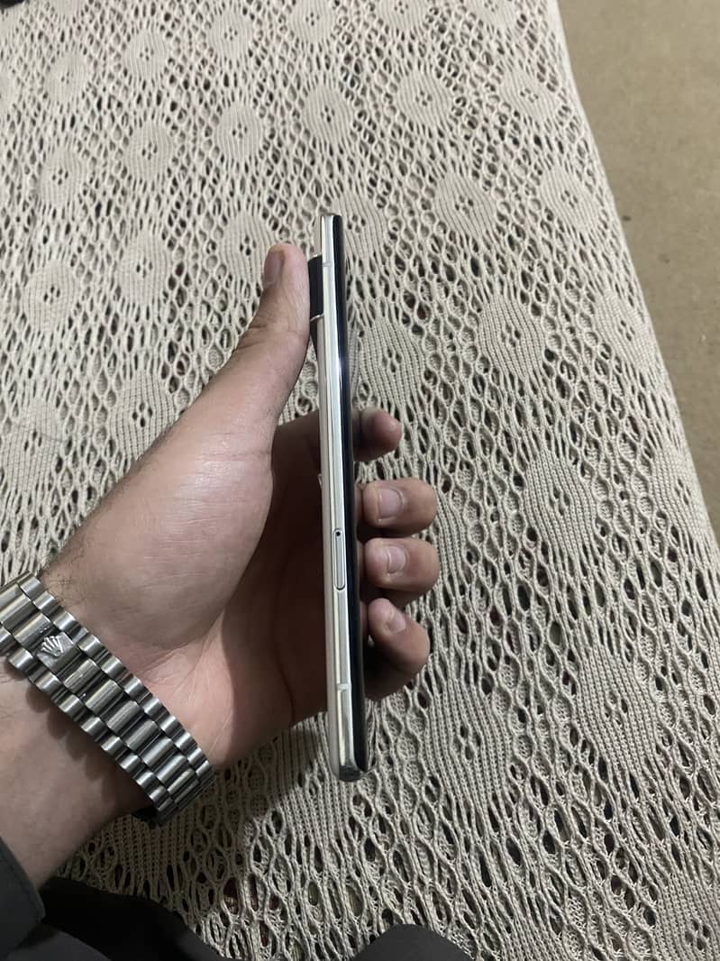 Google pixel 6 pro 4