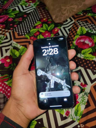 iphone xs 64gb non pta demand 30000