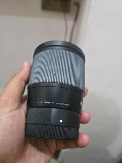 Sigma 16mm 1.4 Lens (10/10 Condition)