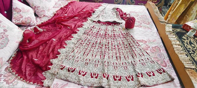 BARAAT LEHENGA