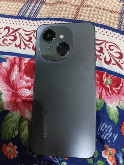 Tecno Spark Go 1