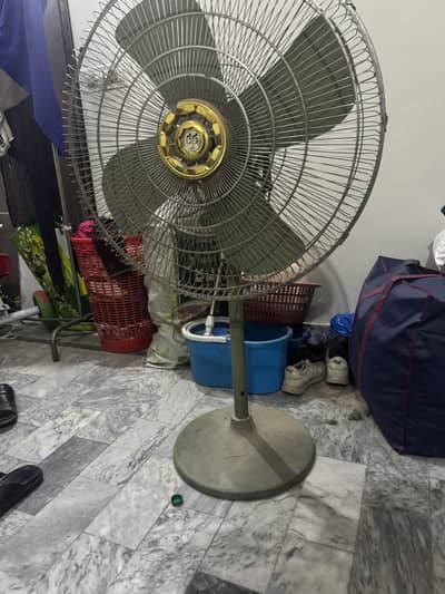 Pedestal Fan in good condition