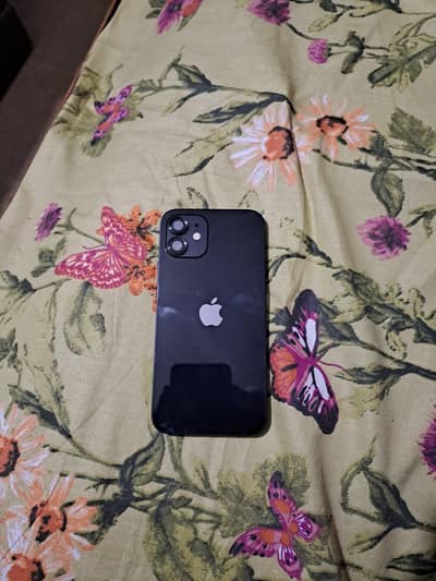 iphone 12 in good condition