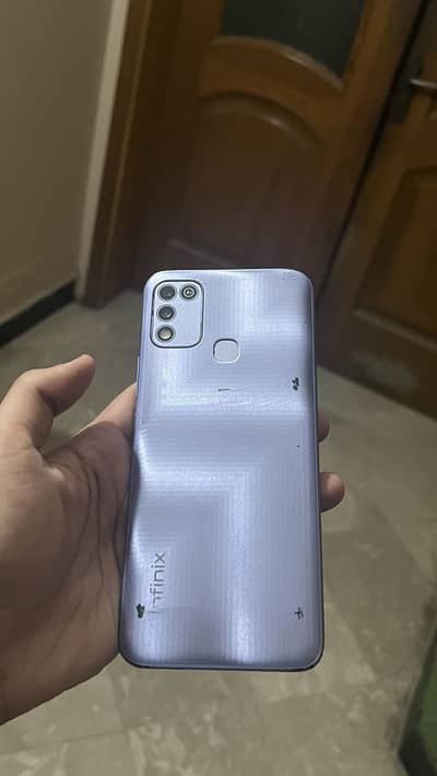 Infinix hot 11 play 4/64