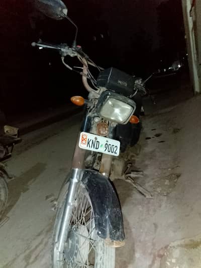 Hi speed chalna mai bhot achi hai koi kam nhi hai lo or chalao