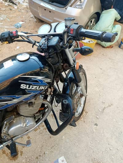 Suzuki GS 150 SE 2028