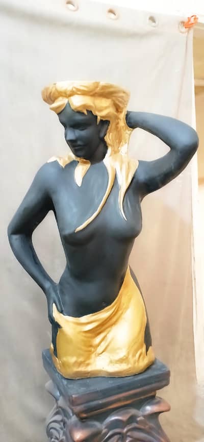 Artist Decore handmade by plaster of Paris