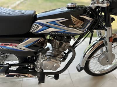 HONDA CG 125 2025 Black