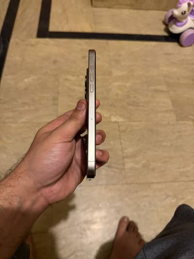 iPhone 15pro max 256gb pta