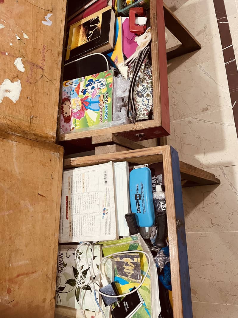 Study tables set with attached space inside 2