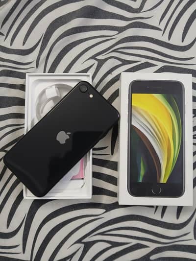 se 2020 64gb pta approved sim locked