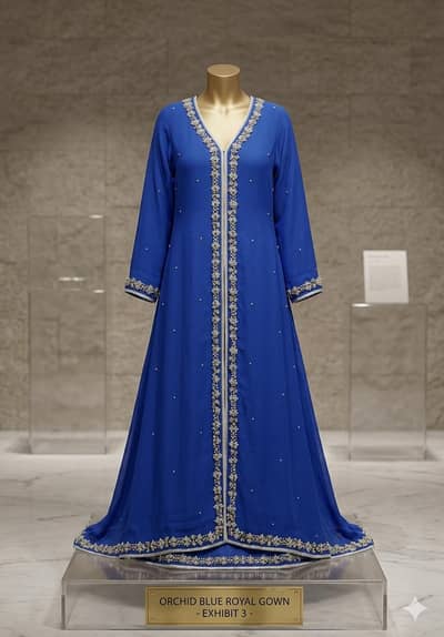 Wedding dress same mother and daughter