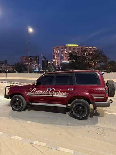 Land cruiser 80 series model 93 manual diesel engine 4500 cc 4*4