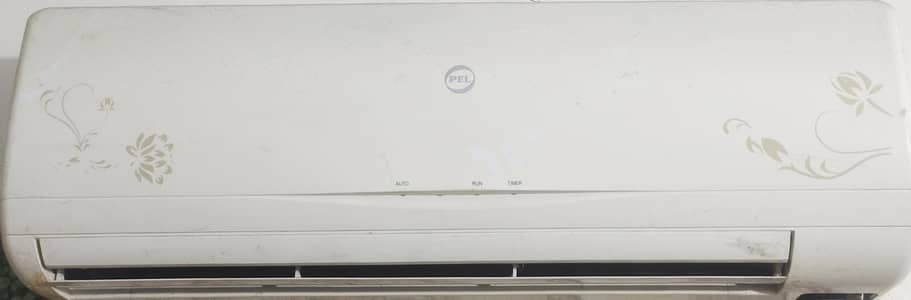 1 Ton Split AC in Good working condition
