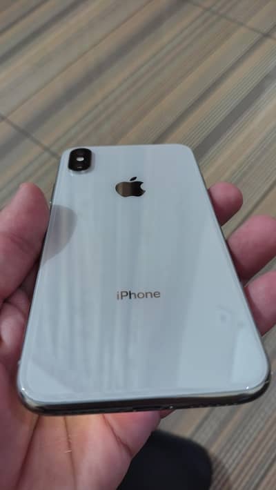 iphone x 256GB white NON PTA with cable