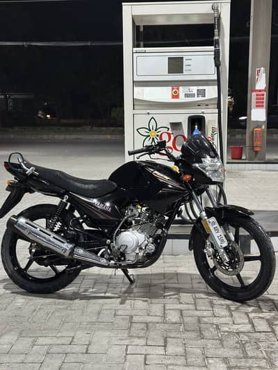 Yamaha YBR 125 — Black | 2023 | 12,058 KM | 10/10 Condition