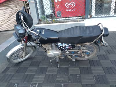 i am sale my honda 125 model 2013