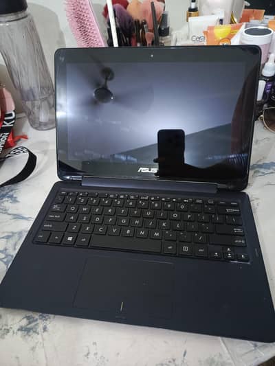 Flip Book TP200SA Laptop