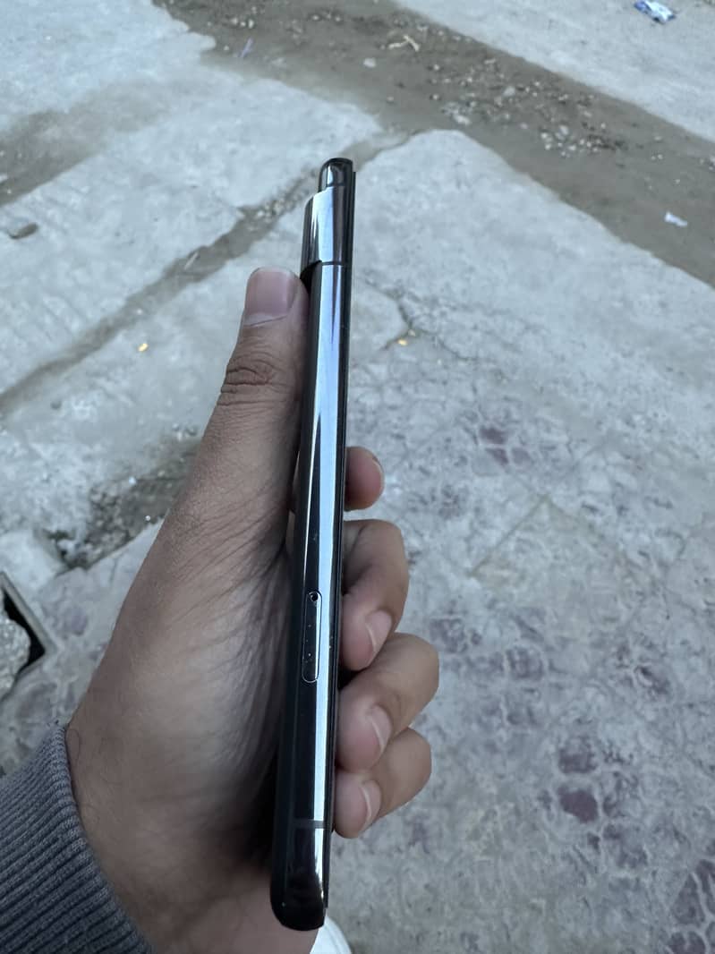 Google pixel 8 pro 6