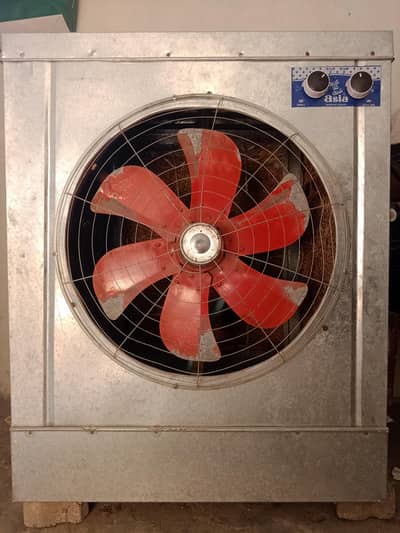 4 months used cooler nice and good condition