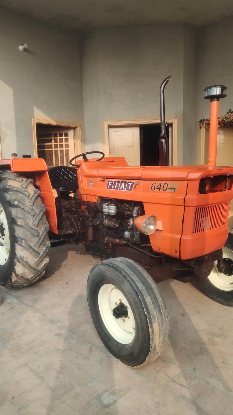 tractor 640 2